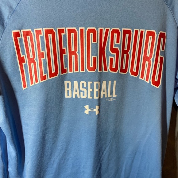 Men’s Under Armour Blue and Red Fredericksburg Baseball Shirt size Medium. - Picture 2 of 4